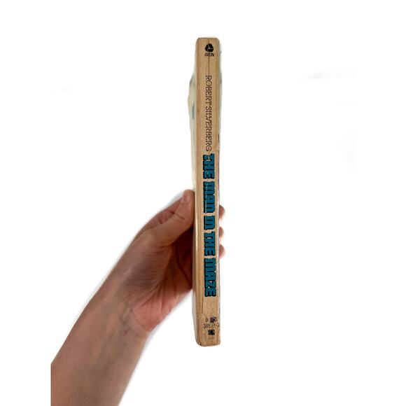 Vintage Paperback Book - The Man In The Maze - Robert Silverberg - 1969 Avon - Picture 4 of 4